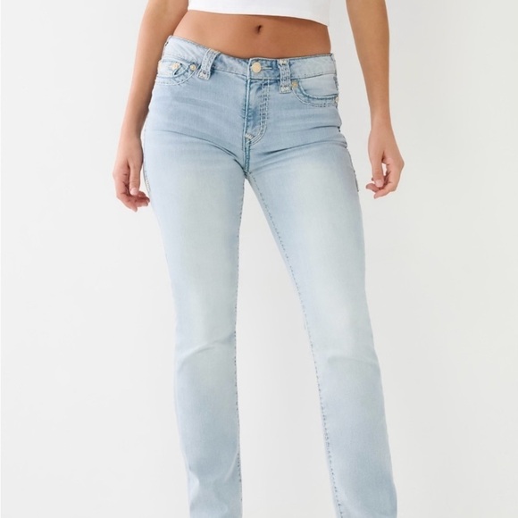 True Religion Denim - True Religion Women’s Billie Mid Rise Straight Light Wash Jeans Raw Hem, size 27
